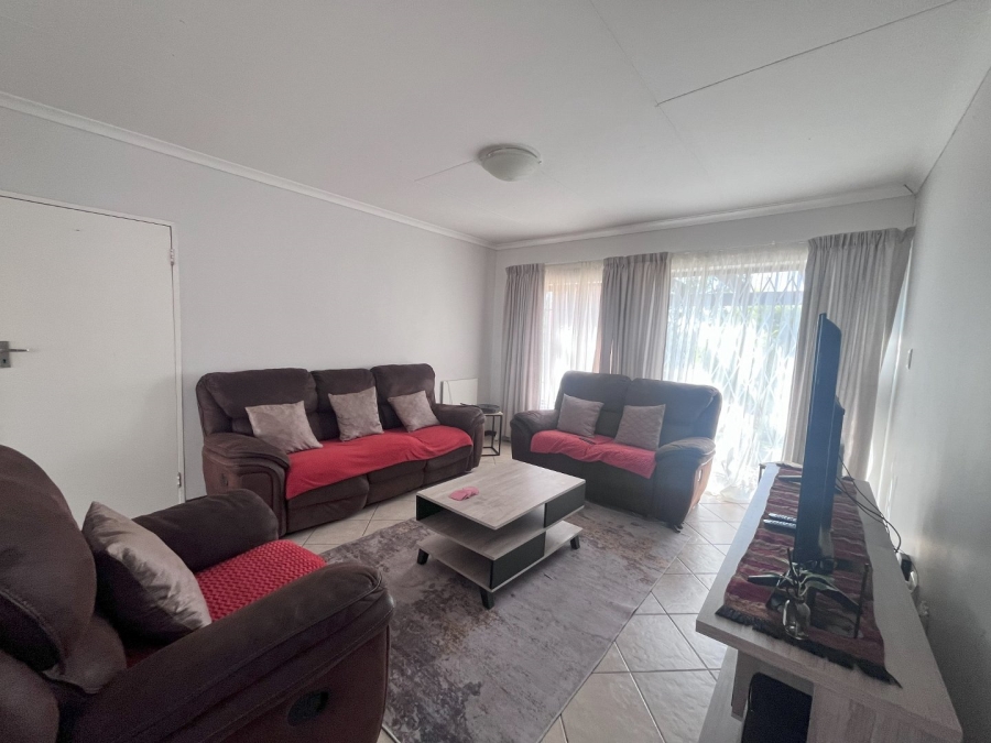 3 Bedroom Property for Sale in Hillside Free State